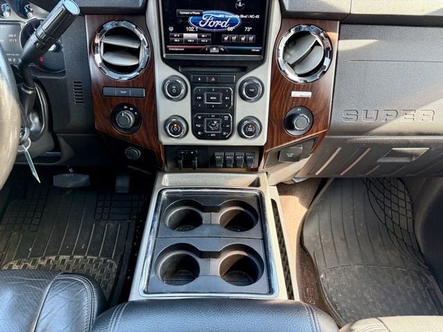 2014 Ford Super Duty F-350 DRW XLT