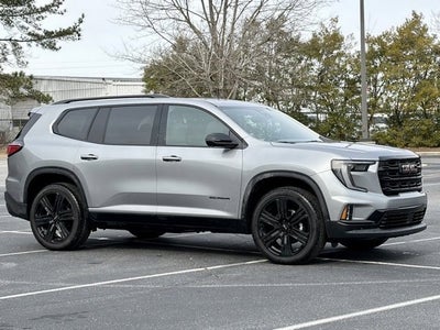 2025 GMC Acadia Elevation