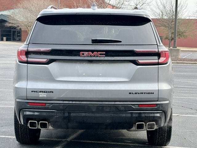 2025 GMC Acadia Elevation