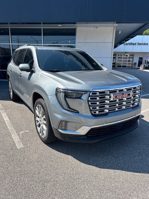 2025 GMC Acadia Denali
