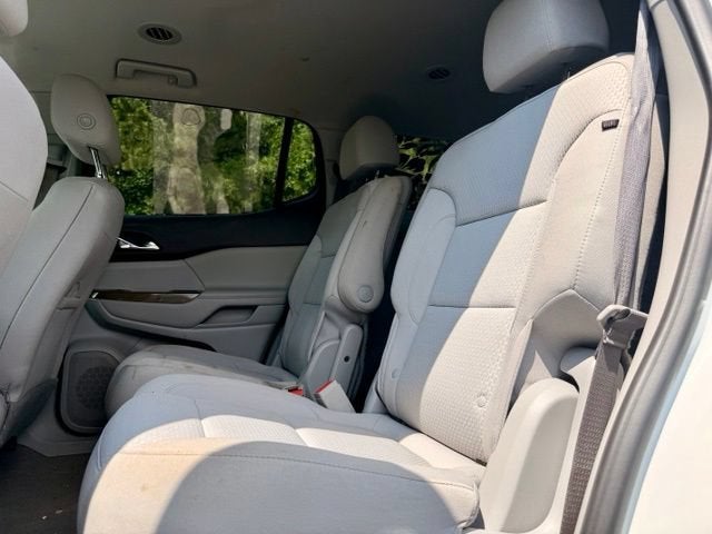 2021 GMC Acadia SLE