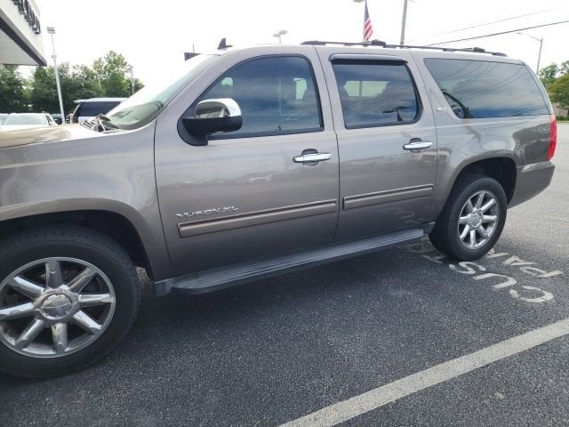 2011 GMC Yukon XL SLT