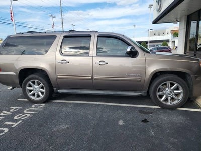 2011 GMC Yukon XL SLT