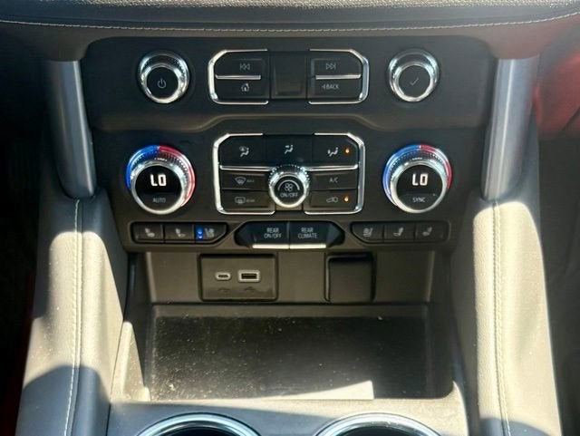 2024 GMC Yukon SLT