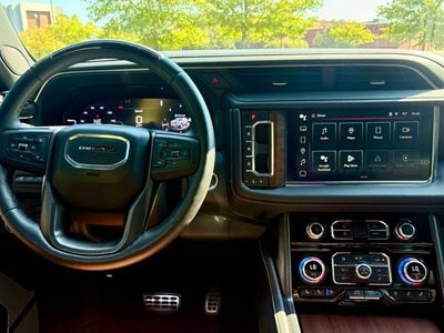 2023 GMC Yukon Denali Ultimate
