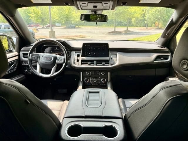 2022 GMC Yukon XL SLT