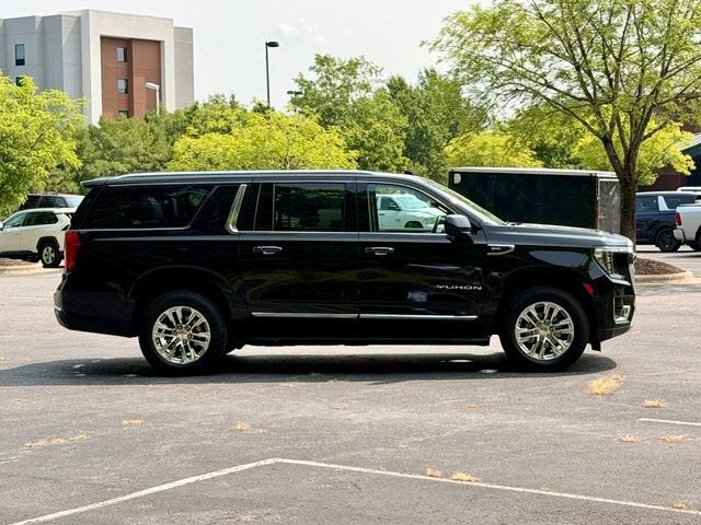 2022 GMC Yukon XL SLT