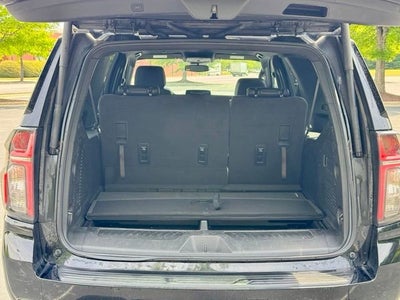 2024 Chevrolet Suburban LT