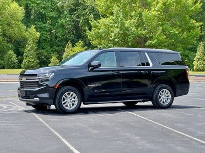 2024 Chevrolet Suburban LT