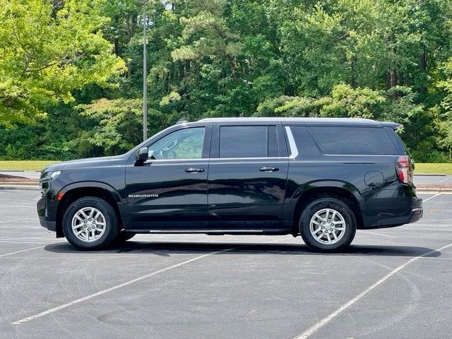 2024 Chevrolet Suburban LT