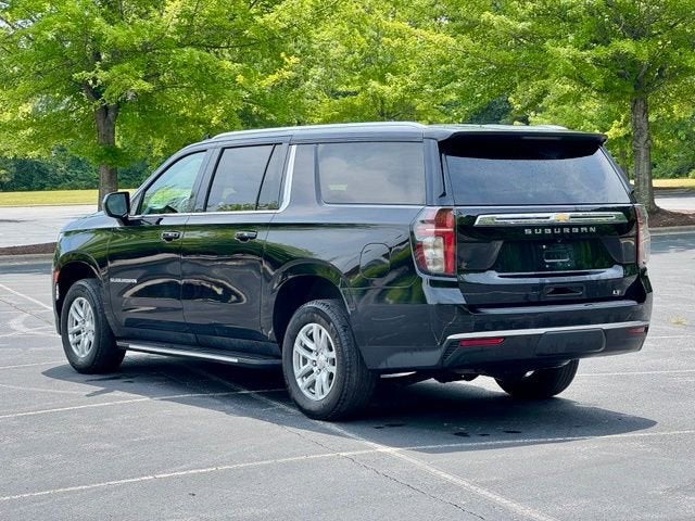 2024 Chevrolet Suburban LT