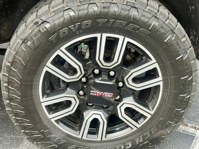 2023 GMC Sierra 2500 HD AT4