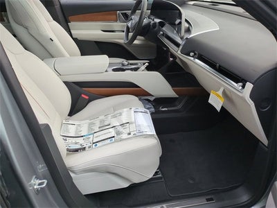 2026 Cadillac VISTIQ Luxury