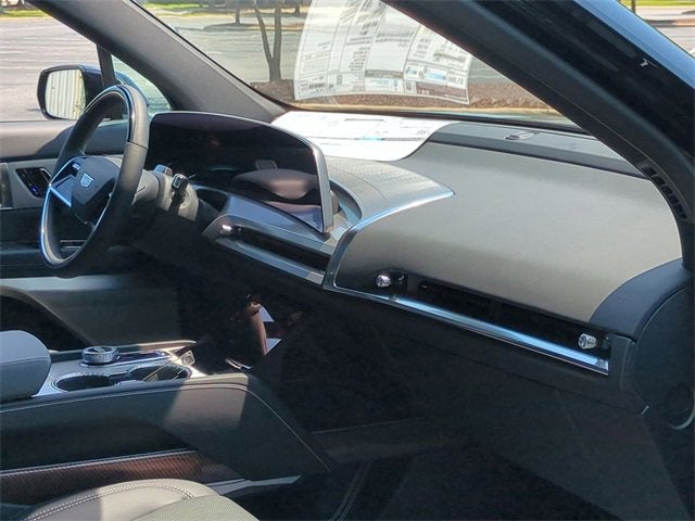 2026 Cadillac VISTIQ Sport