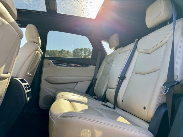 2017 Cadillac XT5 Luxury FWD