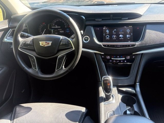 2018 Cadillac XT5 Luxury FWD