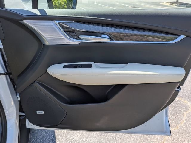 2026 Cadillac XT5 Sport