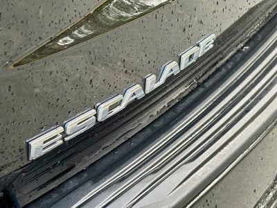 2023 Cadillac Escalade ESV Premium Luxury