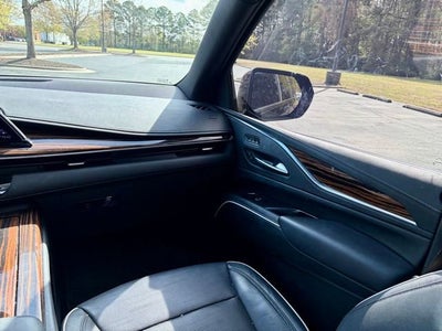 2023 Cadillac Escalade ESV Premium Luxury