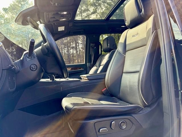 2023 Cadillac Escalade ESV Premium Luxury