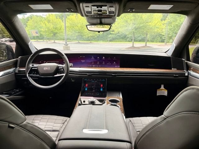 2025 Cadillac Escalade Sport Platinum