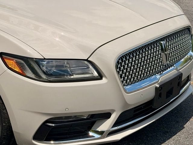 2019 Lincoln Continental Select