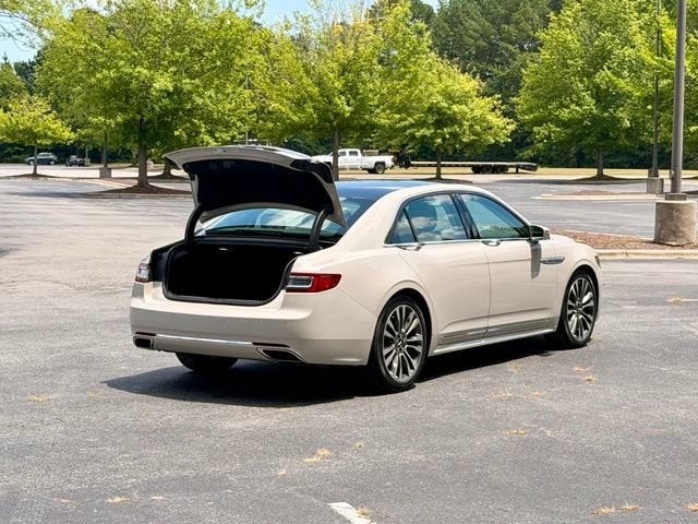 2019 Lincoln Continental Select