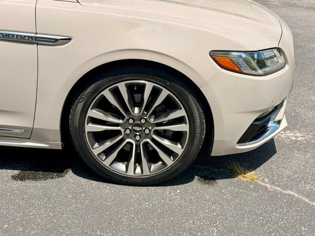 2019 Lincoln Continental Select
