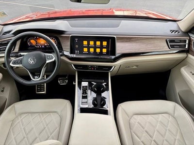 2025 Volkswagen Atlas 2.0T SEL Premium R-Line