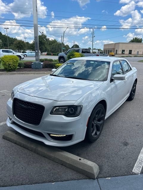 2023 Chrysler 300 Touring L