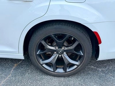 2023 Chrysler 300 Touring L