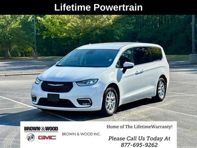 2023 Chrysler PACIFICA Base