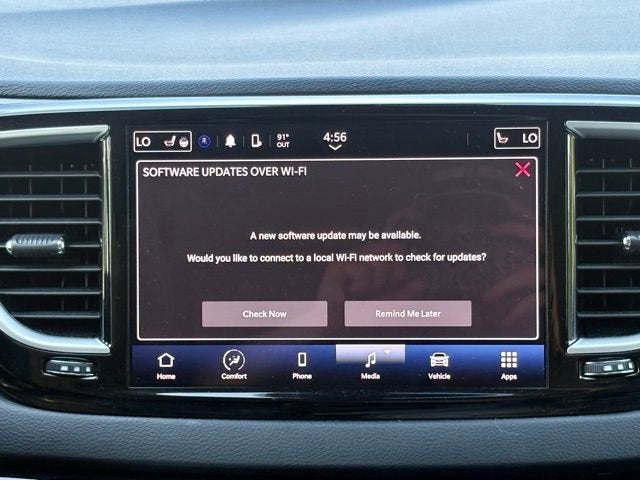 2023 Chrysler PACIFICA Base