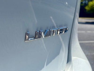 2023 Chrysler PACIFICA Base