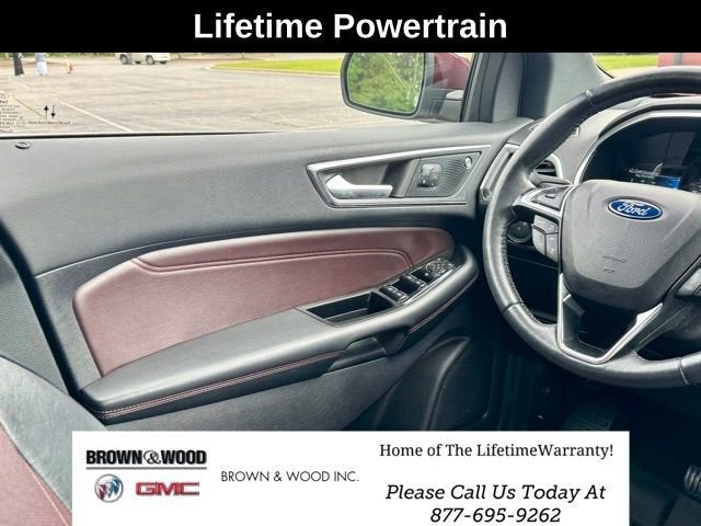 2020 Ford Edge Titanium
