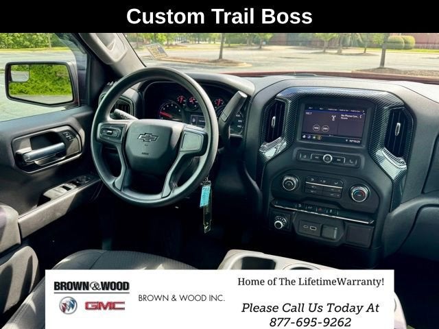 2021 Chevrolet Silverado 1500 Custom Trail Boss