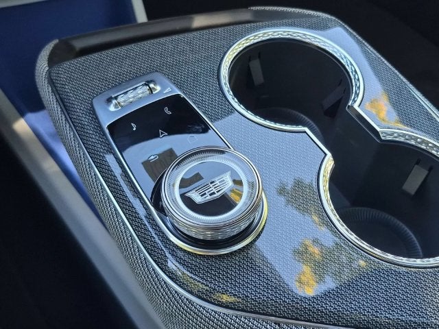 2027 Cadillac OPTIQ Luxury
