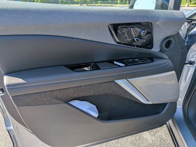2026 Cadillac OPTIQ Premium Luxury
