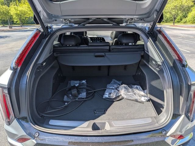 2026 Cadillac OPTIQ Premium Luxury