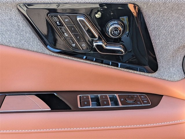 2026 Cadillac OPTIQ Premium Luxury