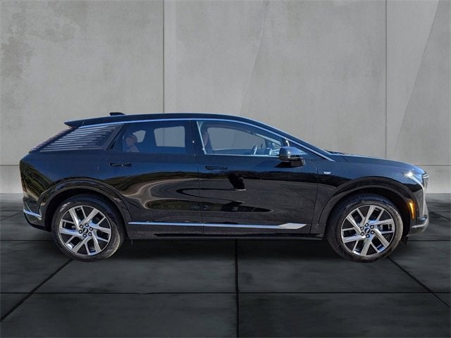 2026 Cadillac OPTIQ Premium Luxury