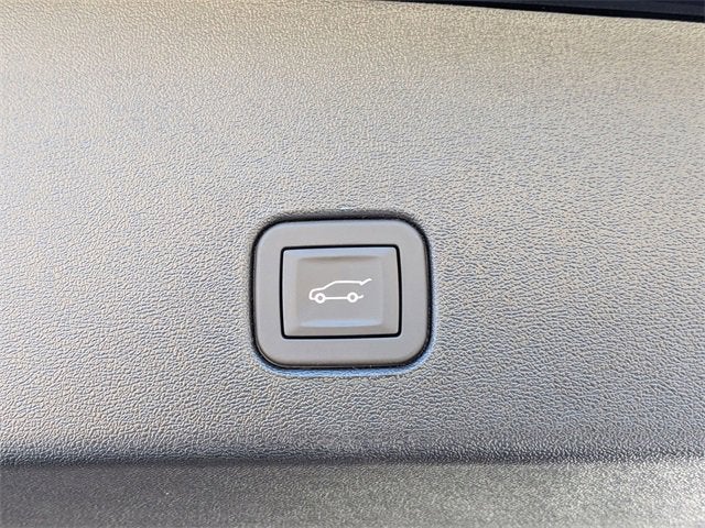 2026 Cadillac OPTIQ Premium Luxury