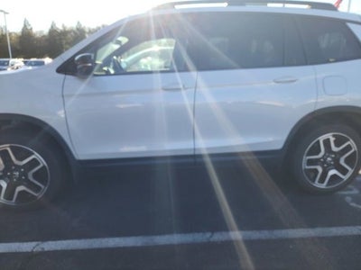 2023 Honda Passport Elite