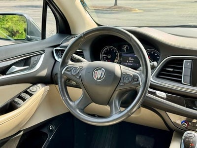 2020 Buick Enclave Essence