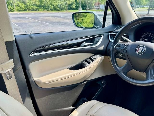 2020 Buick Enclave Essence