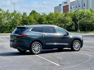 2020 Buick Enclave Essence