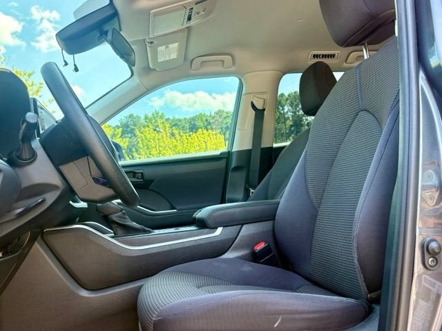 2021 Toyota Highlander L