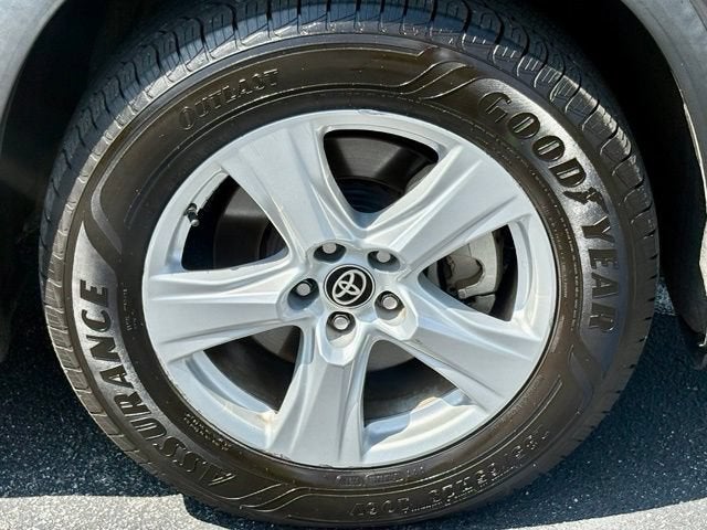 2021 Toyota Highlander L