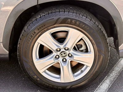 2021 Toyota Highlander L