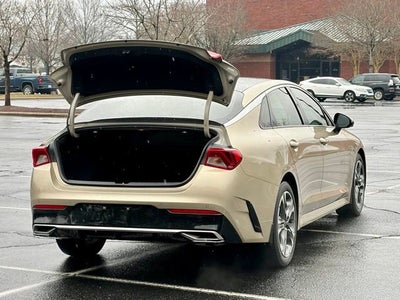 2022 Kia K5 EX